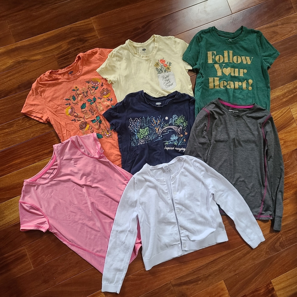 Lot / Bundle of 6 tops & cardigan, Size 8 Girls